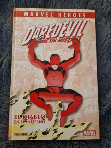 Portada del libro de Marvel Héroes 20: Daredevil, El diablo en el infierno