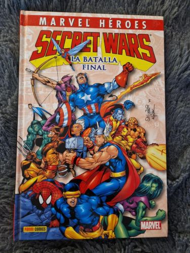 Portada del libro de Marvel Héroes 12: Secret Wars, la batalla final