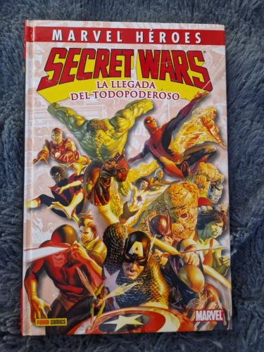 Portada del libro de Marvel Héroes 11: Secret Wars, La llegada del todopoderoso