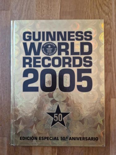 Portada del libro de Guinness World Records 2005. Edición especial 50 aniversario (1955-2005)