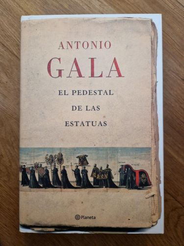 Portada del libro de El pedestal de las estatuas