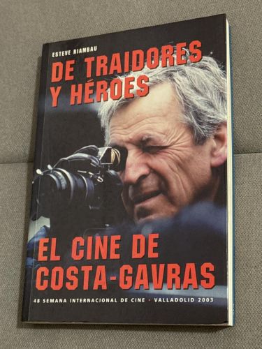 Portada del libro de De traidores y héroes