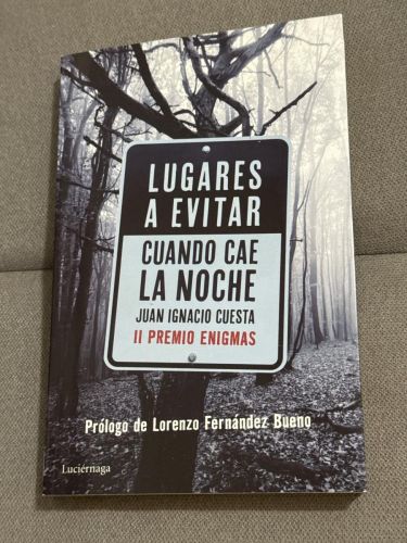 Portada del libro de Lugares a evitar cuando cae la noche