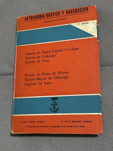 Portada del libro de Astronomia nautica y navegación