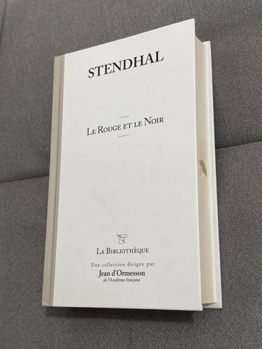 Portada del libro de LE ROUGE ET LE NOIR