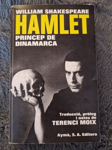 Portada del libro de Hamlet. Príncep de Dinamarca