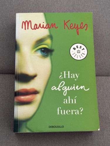 Portada del libro de ¿Hay alguien ahí fuera? (Hermanas Walsh 4)