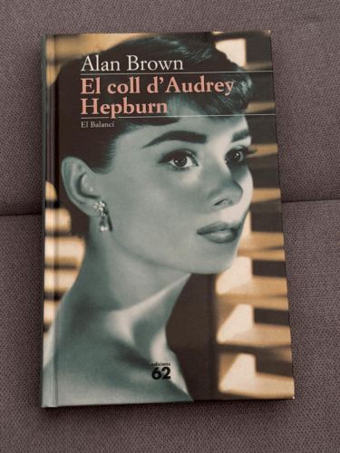 Portada del libro de El coll d'Audrey Hepburn