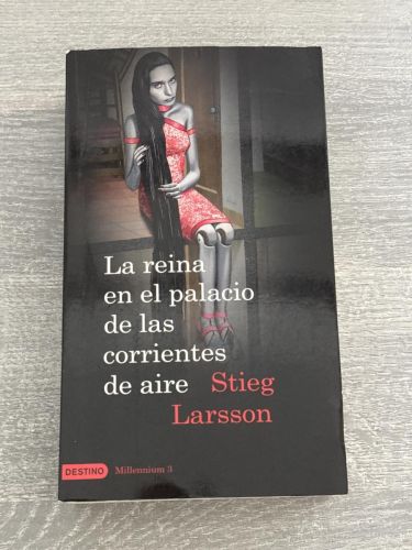 Portada del libro de La reina en el palacio de las corrientes de aire (Serie Millennium 3)