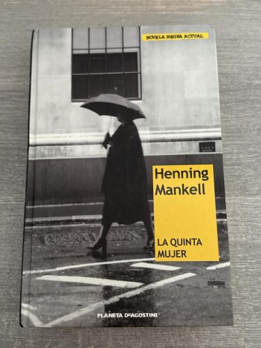 Portada del libro de La quinta mujer