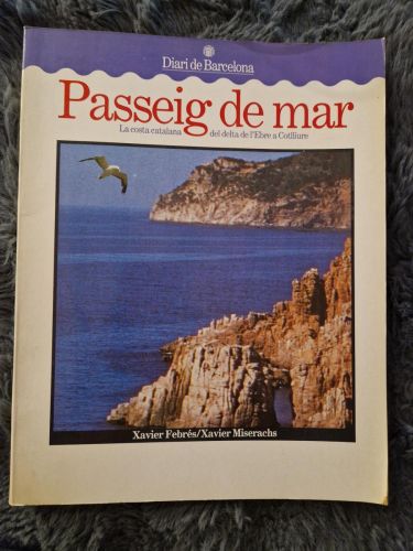 Portada del libro de Passeig de mar. La costa catalana del delta de l'Ebre a Cotlliure