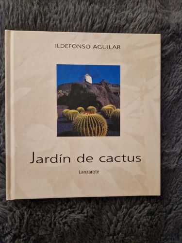 Portada del libro de Jardín de cactus. Lanzarote
