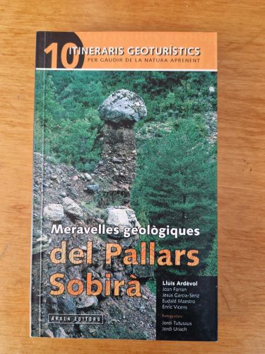 Portada del libro de Meravelles geològiques del Pallars Sobirà. 10 itineraris geoturístics per gaudir de la natura aprenent.