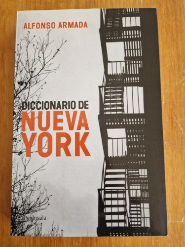 Portada del libro de Diccionario de Nueva York