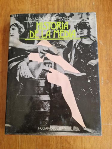 Portada del libro de Historia de la media