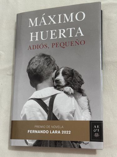 Portada del libro de Adiós, pequeño