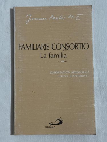 Portada del libro de Familiaris consortio. La familia