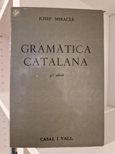 Portada del libro de Gramàtica catalana