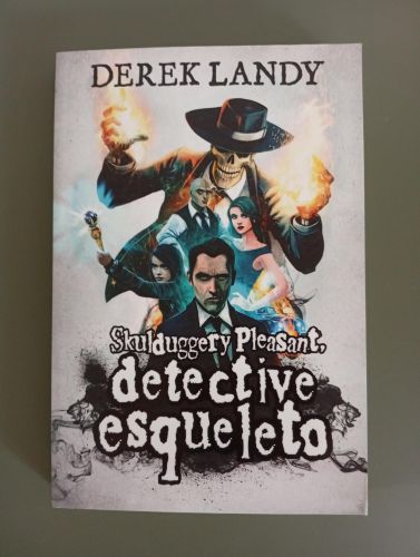 Portada del libro de Detective Esqueleto