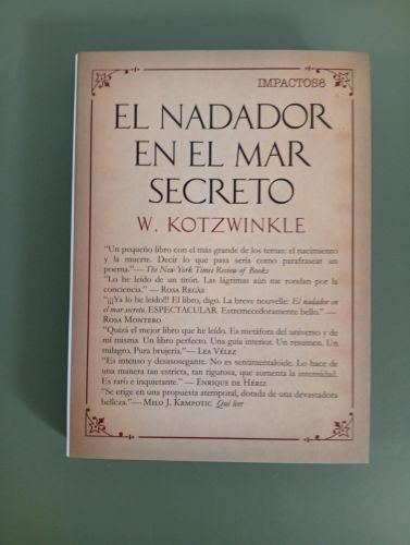 Portada del libro de El nadador en el mar secreto