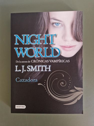 Portada del libro de Night World: Cazadora