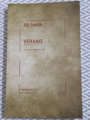 Portada del libro de Verano (Ali Smith)
