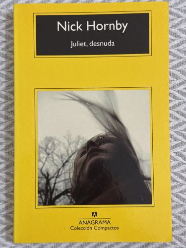 Portada del libro de Juliet, desnuda