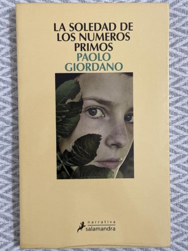 Portada del libro de La soledad de los números primos