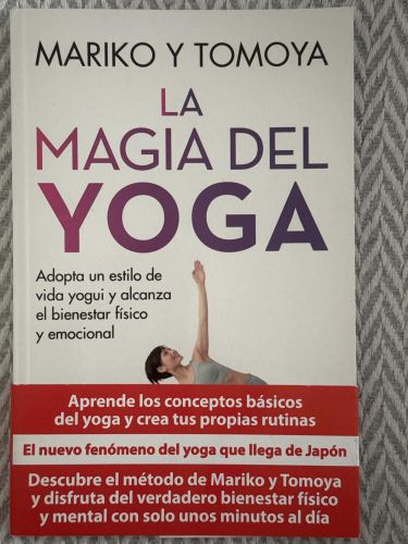 Portada del libro de La magia del yoga