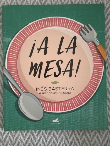 Portada del libro de ¡A la mesa!