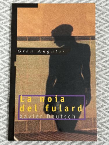 Portada del libro de La noia del fulard