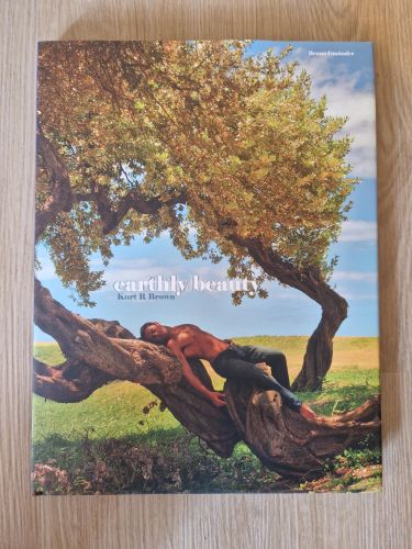 Portada del libro de Earthly Beauty