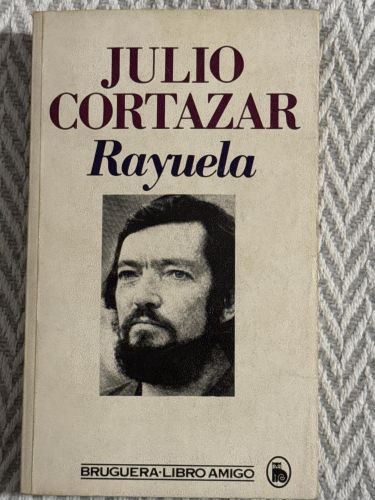 Portada del libro de Rayuela