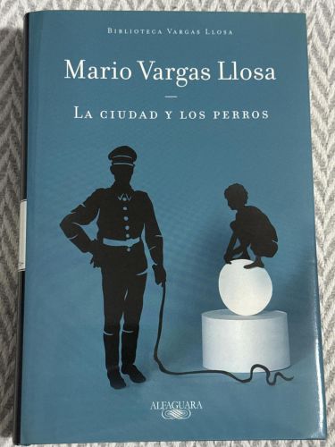 Portada del libro de La ciudad y los perros
