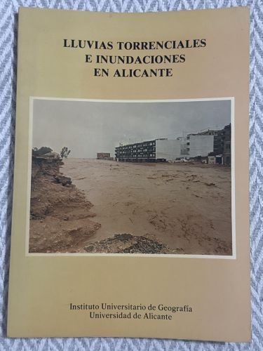 Portada del libro de Lluvias torrenciales e inundaciones en Alicante