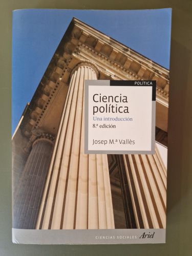 Portada del libro de Ciencia política: una introducción