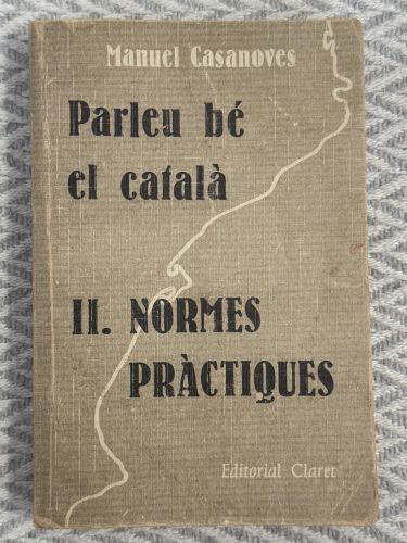 Portada del libro de Parleu bé el català. II. Normes pàctiques
