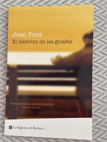 Portada del libro de El laberint de les girafes