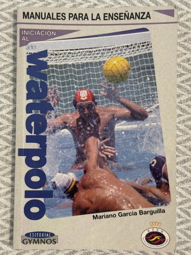 Portada del libro de Iniciación al waterpolo