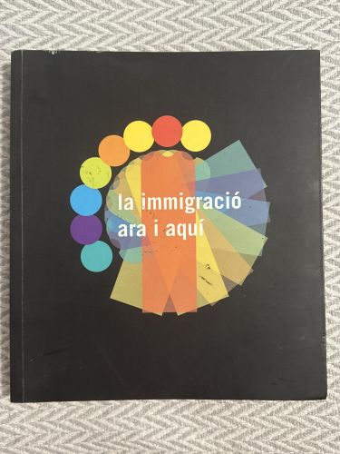 Portada del libro de La immigració ara i aquí