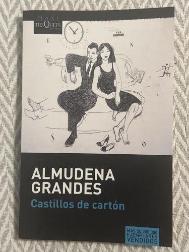 Portada del libro de Castillos de cartón
