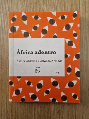 Portada del libro de África adentro