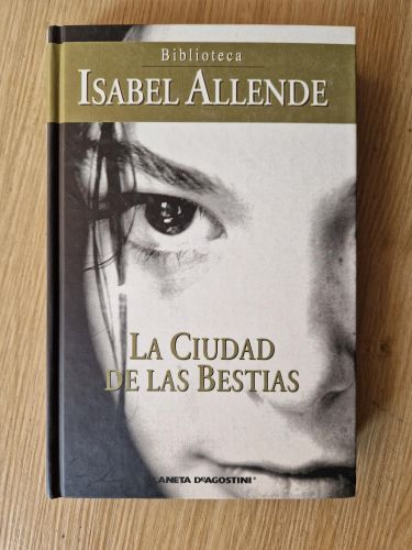 Portada del libro de La ciudad de las bestias