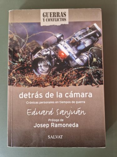 Portada del libro de Detrás de la cámara. Crónicas personales en tiempos de guerra