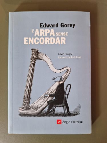 Portada del libro de L'arpa sense encordar (Bilingüe català/anglès)