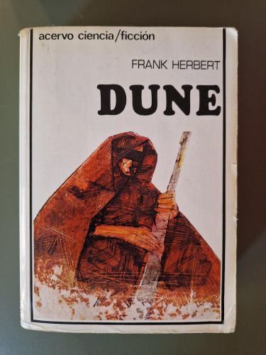 Portada del libro de Dune (Frank Herbert)