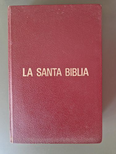 Portada del libro de La Santa Biblia