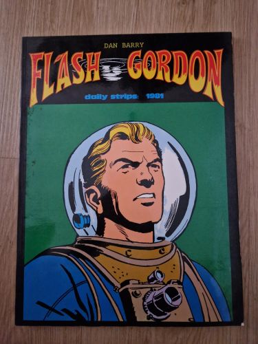 Portada del libro de Flash Gordon. Daily strips 1981. Collana New Comics Now 63