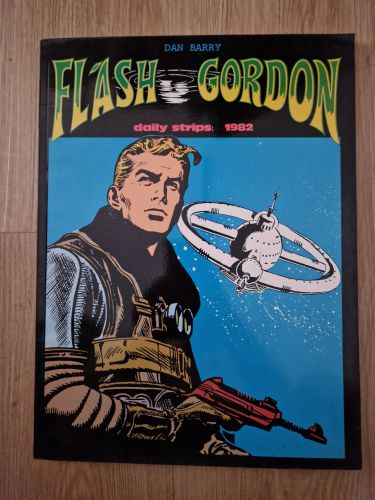 Portada del libro de Flash Gordon. Daily strips 1982. Collana New Comics Now 88