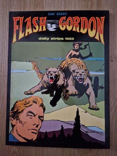 Portada del libro de Flash Gordon. Daily strips 1983. Collana New Comics Now 111